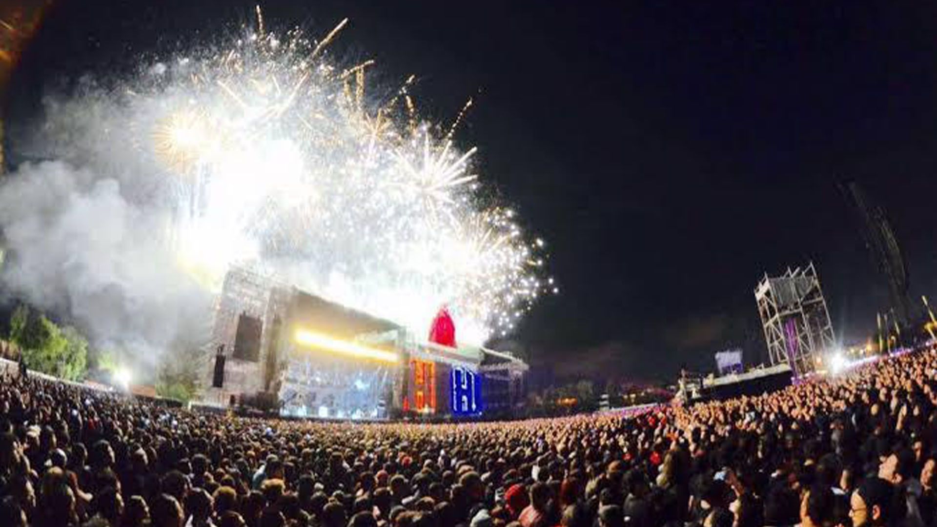 Fireworks over the Hell & Heaven main stage and crowd